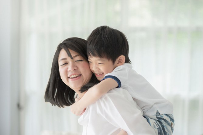 Cara Mengembangkan Kecerdasan Emosional pada Anak