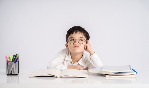 Kenali Pentingnya Berpikir Kritis Sejak Balita