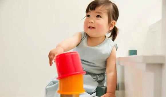 Easy Ways for The Children to Learn Shapes and Colors