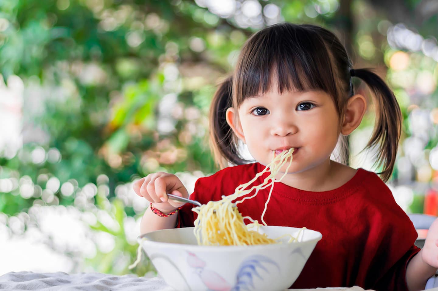 Bahaya Makan Mie Instan bagi Kesehatan Anak