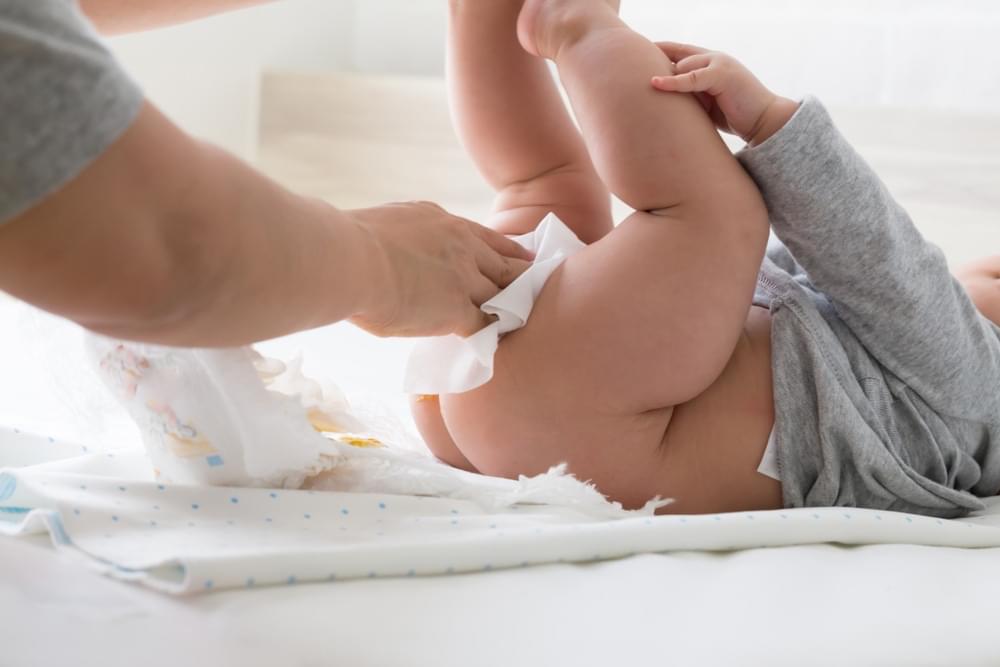Ketahui Kondisi Kesehatan Bayi dari Bentuk Fesesnya