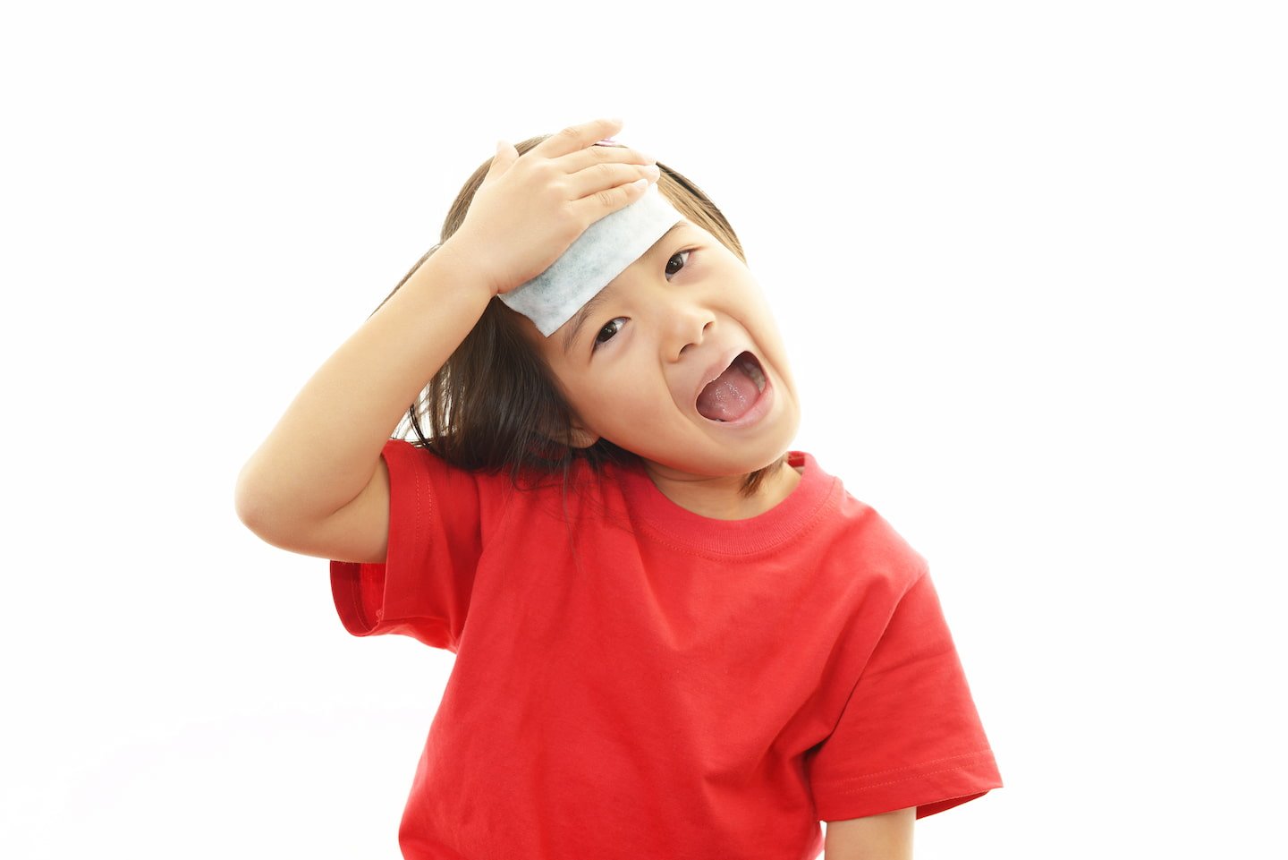 Badan Si Kecil Panas Tapi Tidak Demam? Bunda Perlu Tahu Ini