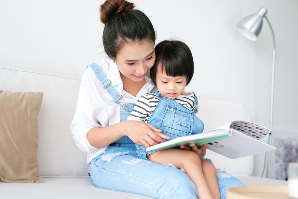 Train Your Little One to Read in an Easy Way