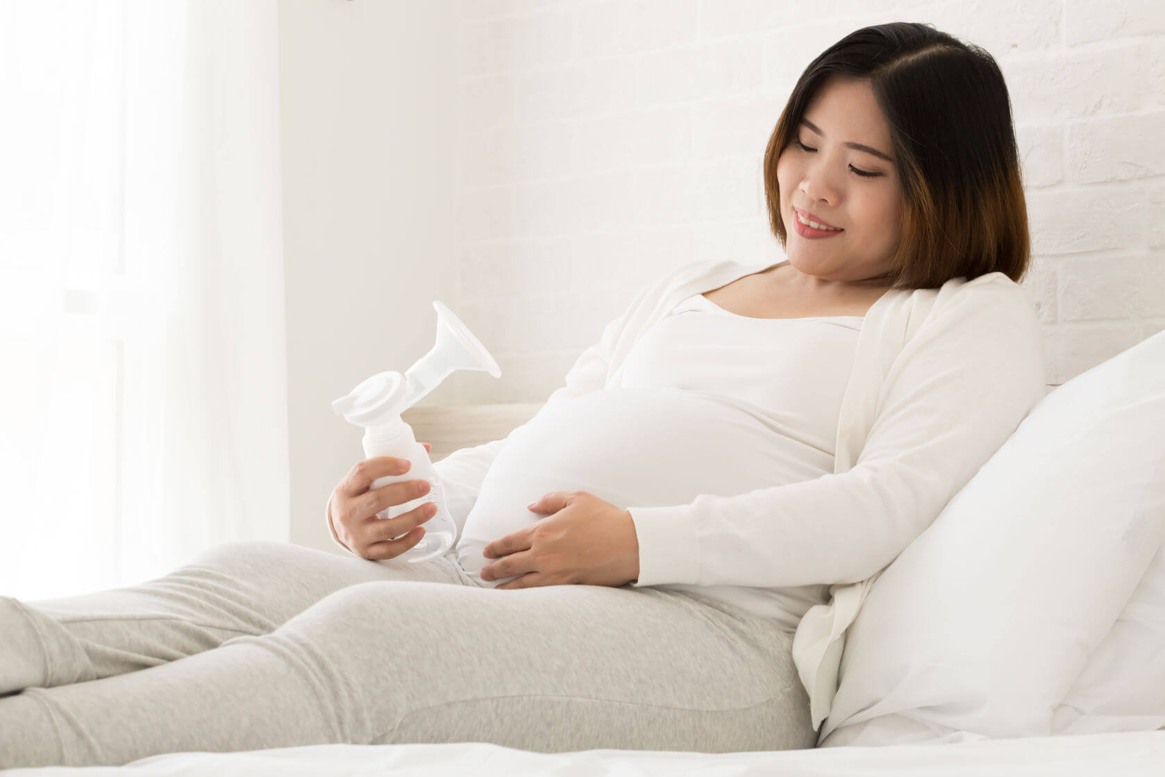 Ways to resolve seepage Breast Milk during 7 months pregnancy