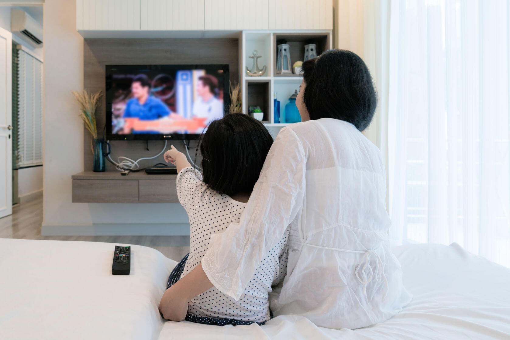 Tips how to resolve child who watch tv a lot