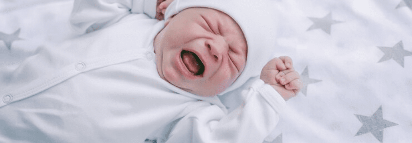 Cara Tepat Mengatasi Perut Kembung pada Bayi