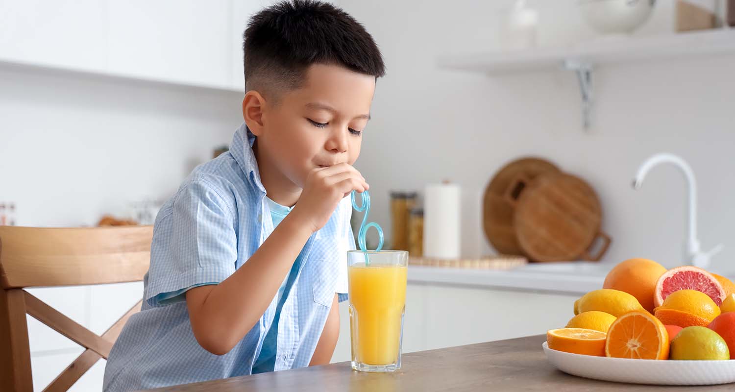 Ragam Cara Membuat Es Buah Segar untuk Si Kecil