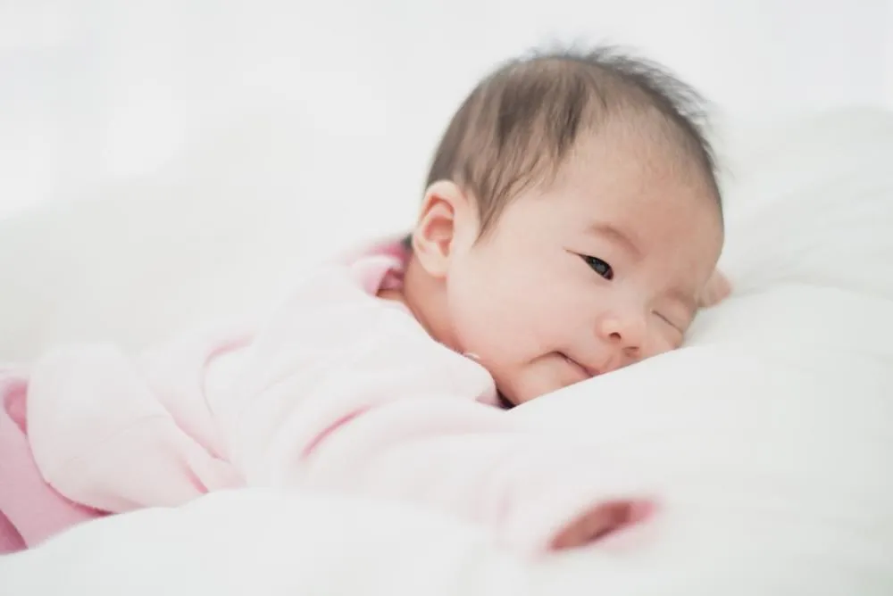 Posisi Tidur yang Baik dan yang Perlu Dihindari Si Kecil