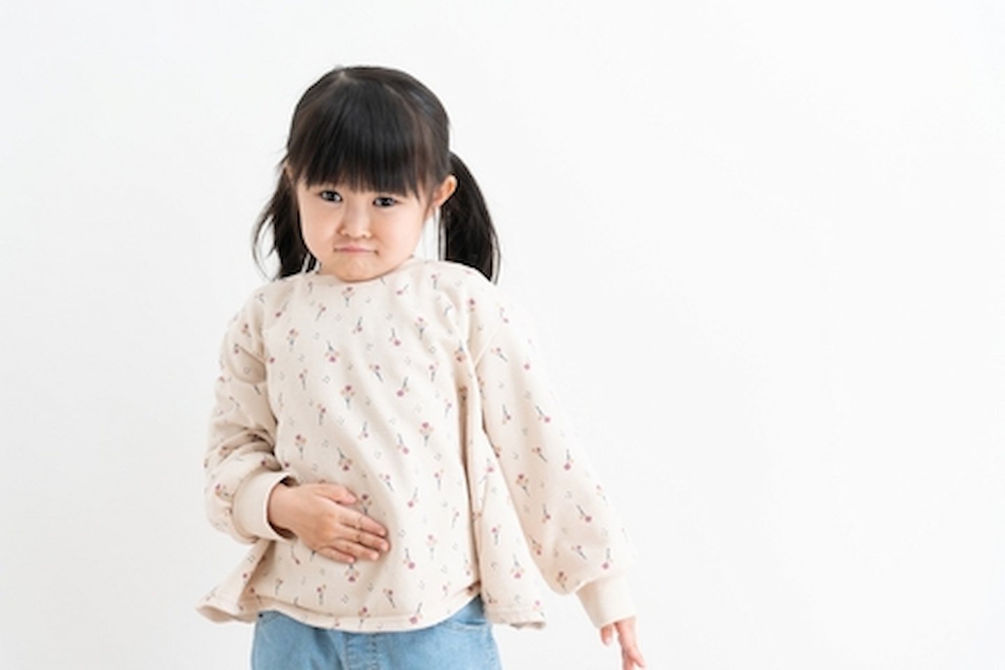 Ciri-ciri Anak Cacingan yang Perlu Bunda Ketahui